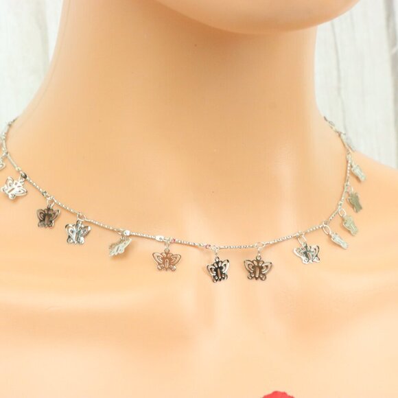 "Minimalist & Elegant Necklace Chain – Perfect for Women & Girls | UNVRC1048 - Picture 10 of 10